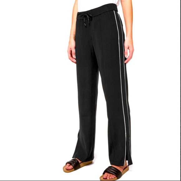 Lululemon On the Right Track Pant - Picture 1 of 9